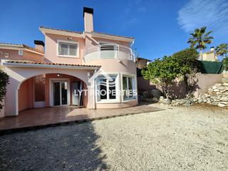 Maison à Gata de Gorgos. Venta de bungalow en gata residencial