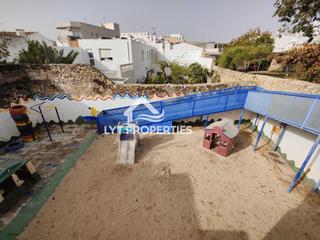 Maison à Gata de Gorgos. Gran oportunidad de casa céntrica y con amplio patio en gata de