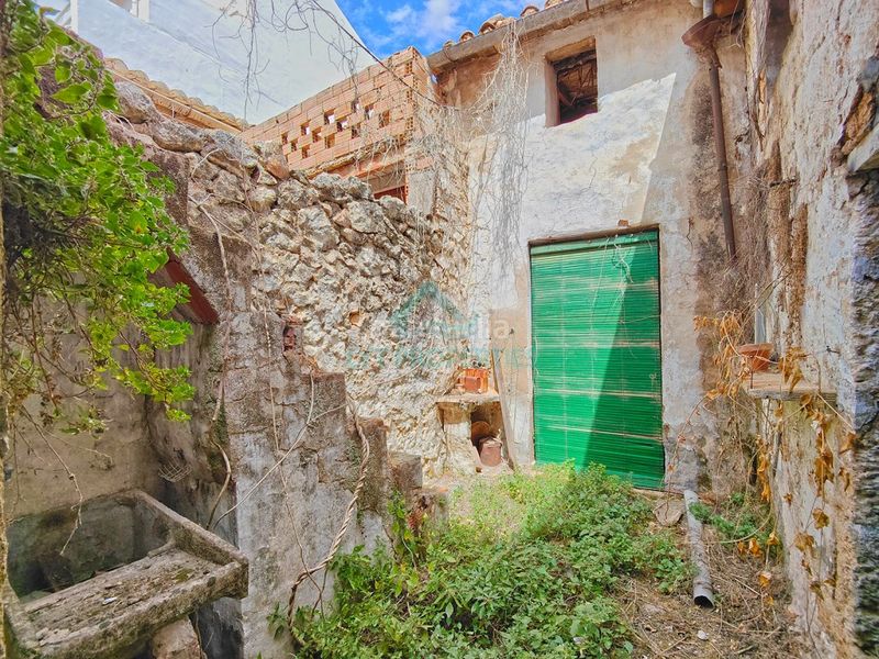 Foto fa0a5c02-e77a-4cc2-8977-256d655bdc32. Casa a Gata de Gorgos