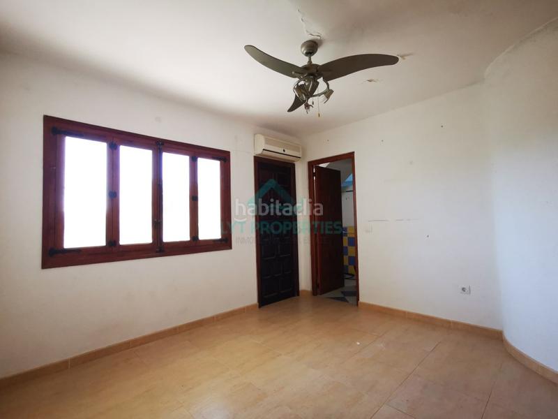 Foto d130e612-d8af-4edf-8e9d-143f8072cb3c. Chalet con piscina in Partida Tosal - Zona dels Castellans Xàbia