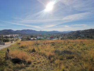 Terreno residencial en Gata de Gorgos. Suelo urbano para la construcción de villa ó casa de campo en ga