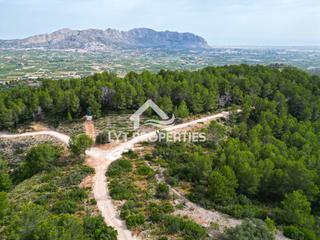 Wohngrundstck en Benidoleig. Parcelas de 10.000 m con proyecto y licencia concedida en plena