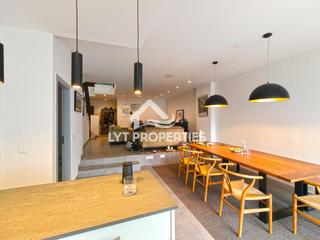 Miete Haus in Gata de Gorgos. Preciosa casa tríplex con solarium y amplio patio en alquiler en