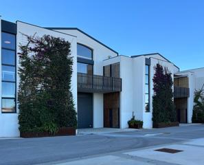 Local Comercial a Mont-ras. Nave para local comercial o almacn