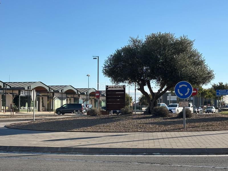 Foto 21c486fb-857f-4ac3-9e08-1a24d6954fa7. Geschäftsraum in Mont-ras