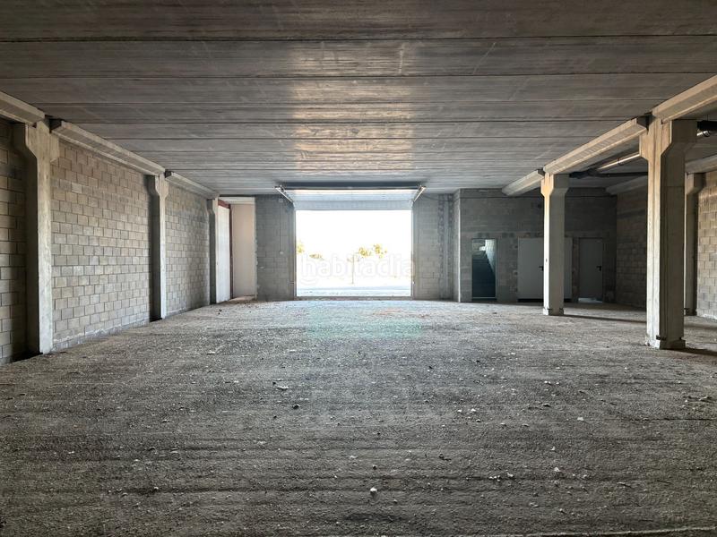 Foto c6c988f7-7921-4d89-b419-c6436c1d0324. Geschäftsraum in Mont-ras