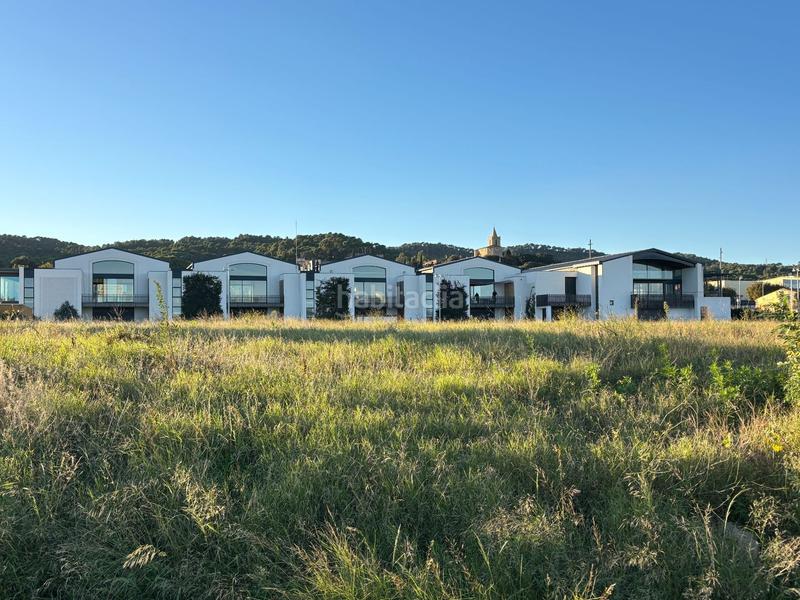 Foto ba593507-b360-4c58-bb2a-9a08e9f83b77. Wohngrundstück in Mont-ras