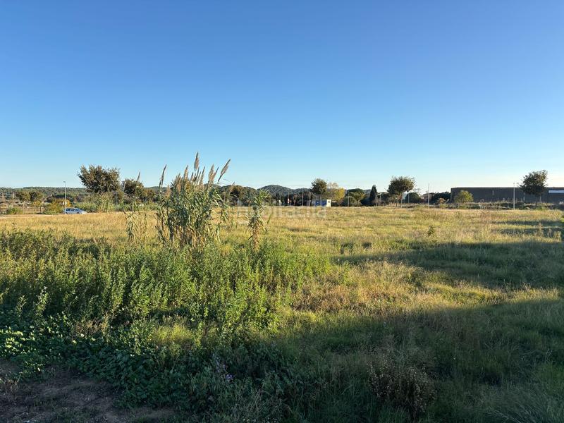 Foto fa689d0e-f8f4-4619-ad1a-de9170624711. Wohngrundstück in Mont-ras