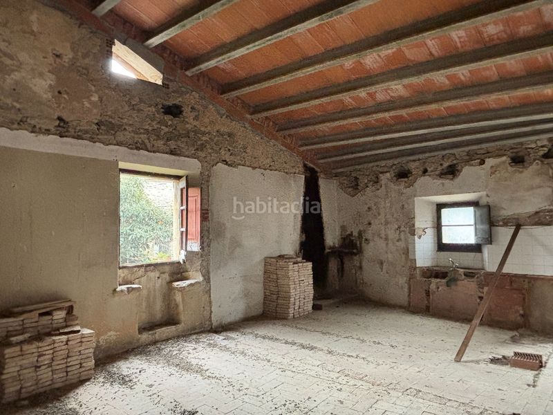 Foto 392b98e1-c296-4446-b2f1-6b6e9eb6c4ed. Masia a Juià