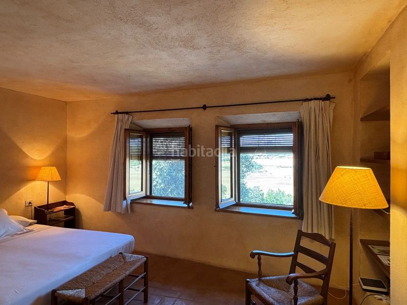 Foto b5b9b83e-4a5c-4f47-a42f-0300a03df398. Casale con riscaldamento in Bisbal d´Empordà (La)