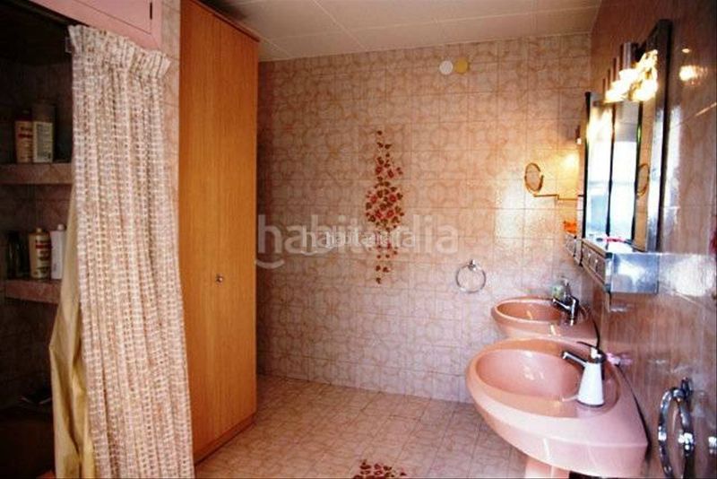 Foto 960cbdd9-b635-4553-9ed1-88797aee9366. Masía  en venta en Roca del Vallès (La)