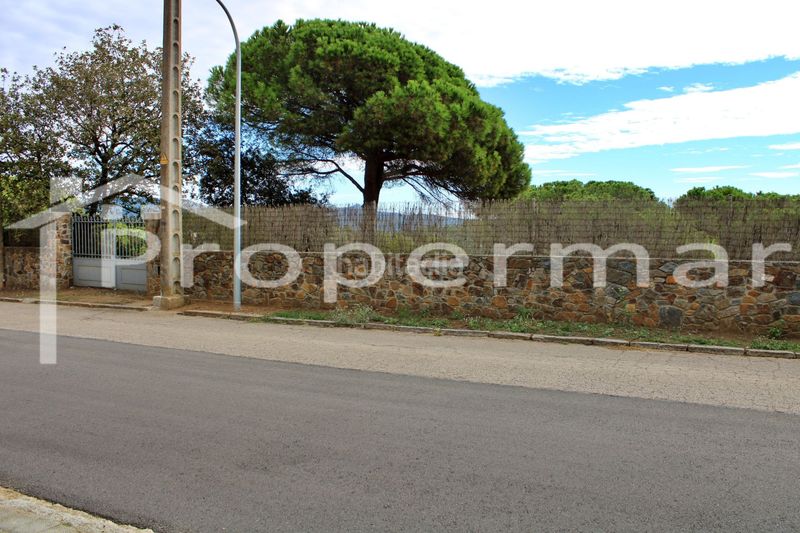 Foto 2576c62a-e47d-4e36-aee2-c034e32f4ffa. Terreny residencial a Roca del Vallès (La)