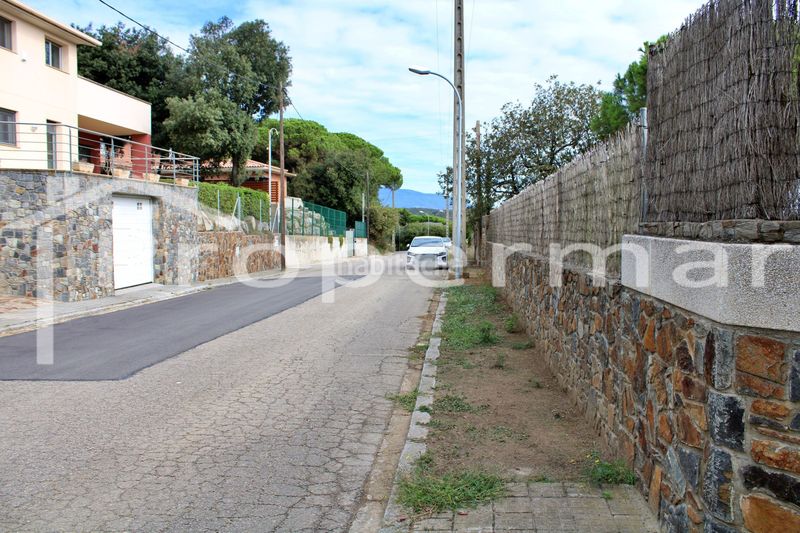 Foto 5a9f2ab9-aaaa-49a5-8a97-eca8bf10f75c. Terreny residencial a Roca del Vallès (La)