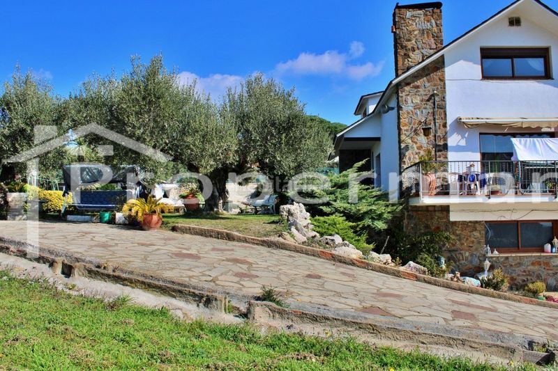 Foto b5105197-6f8d-4f04-9082-ee8f6eda6fd0. Casa amb calefacció piscina a Bigues i Riells del Fai