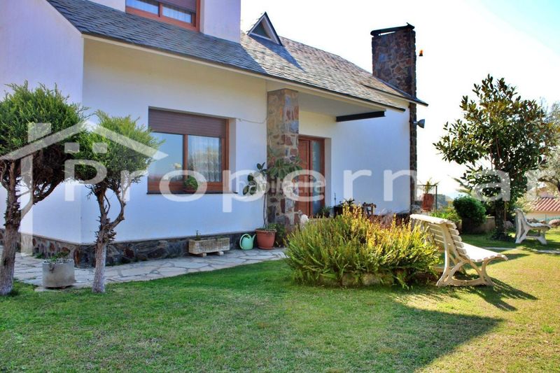 Foto b6cd65fc-e737-48e7-97d6-499eb84446f8. Casa amb calefacció piscina a Bigues i Riells del Fai