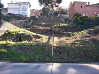 Wohngrundstück in Roca del Vallès (La). Terreno en la roca del vallés , urb la pineda
