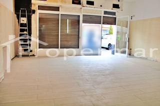 Rent Business premise in Roca del Vallès (La). Local en pleno centro