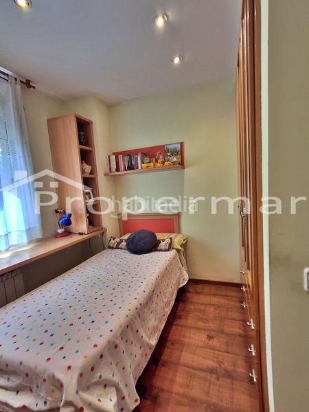 Foto 00e4c1f6-2c2f-4a76-9775-c27063b9e4f2. Casa adosada casa en venta , 3 dormitorios. en Font Verda en Granollers