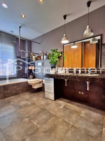 Foto 09e0b7f9-bd2a-499c-8afc-d9209be85e6f. Semi detached house with heating pool in Font Verda Granollers