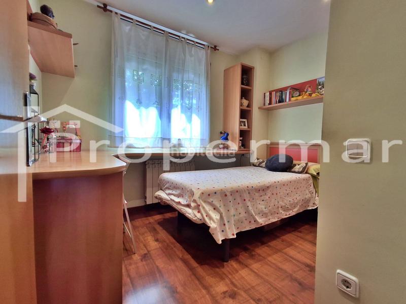 Foto 19315332-eedc-4345-8d01-d638be2f176b. Casa adosada casa en venta , 3 dormitorios. en Font Verda en Granollers