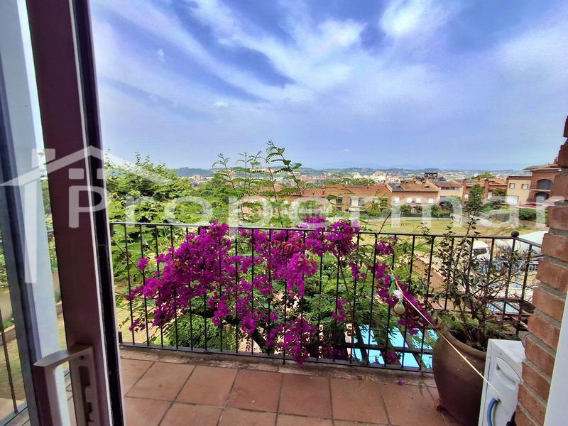 Foto 37b71fee-e383-4e26-ba1e-d94ab13f698a. Casa adosada casa en venta , 3 dormitorios. en Font Verda en Granollers