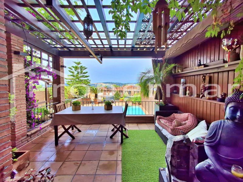 Foto 3d44e465-e02a-4fca-985d-f2be93f76a3b. Casa adosada casa en venta , 3 dormitorios. en Font Verda en Granollers