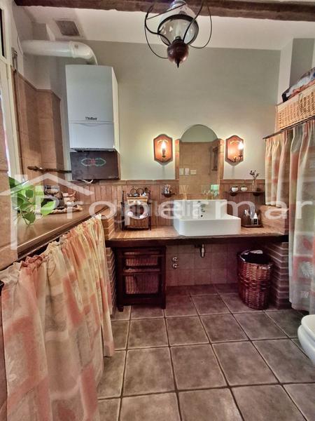 Foto 4e847b09-060a-4db9-802a-b8634fc3fb7b. Casa adosada casa en venta , 3 dormitorios. en Font Verda en Granollers