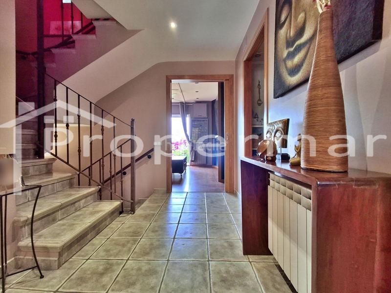 Foto 4ecf26bc-20bc-4ab7-854f-e06749cb42de. Semi detached house with heating pool in Font Verda Granollers