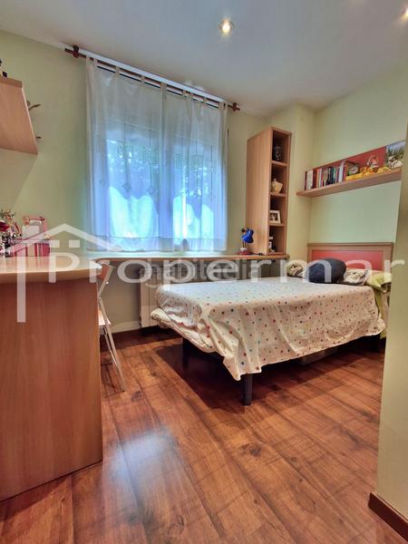 Foto 4f01c04b-d2f3-4edf-9aef-7a01e74caa79. Casa adosada casa en venta , 3 dormitorios. en Font Verda en Granollers