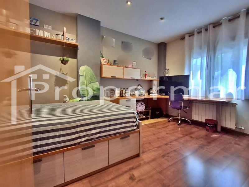 Foto 69d9c6e9-450a-44d4-b185-9f8c7c0d7d39. Casa adosada casa en venta , 3 dormitorios. en Font Verda en Granollers