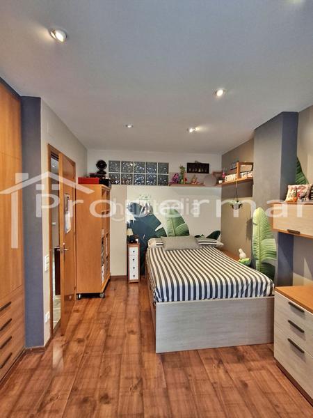 Foto 7a9d3937-b59e-4c4d-9aa1-75db28368596. Semi detached house with heating pool in Font Verda Granollers