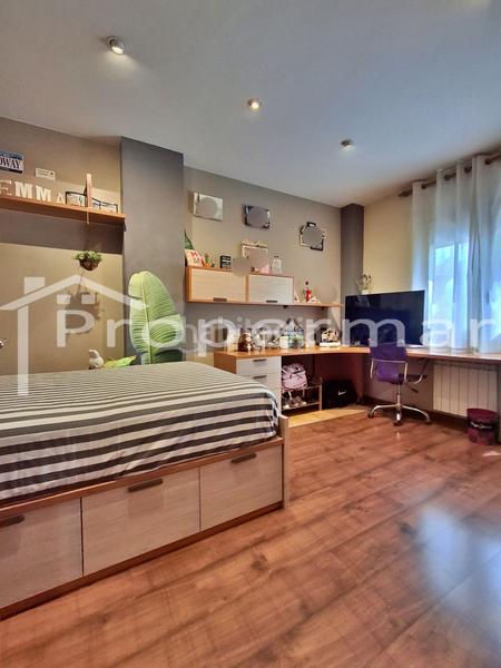 Foto af334e39-a789-4ef2-a646-7e625b099017. Casa adosada casa en venta , 3 dormitorios. en Font Verda en Granollers
