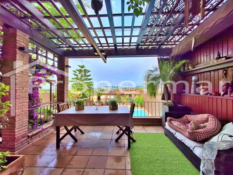 Foto b431c7d5-b5df-4ba1-83ee-6d429a7424a7. Semi detached house with heating pool in Font Verda Granollers