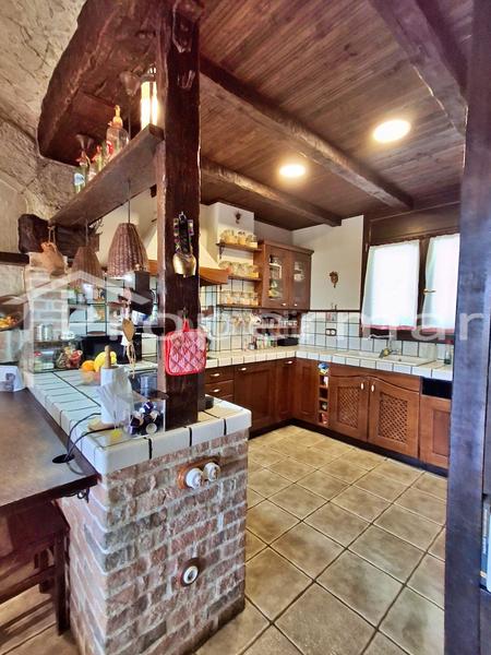 Foto b6c15d81-760e-47d3-ba6f-35a202b9945b. Semi detached house with heating pool in Font Verda Granollers