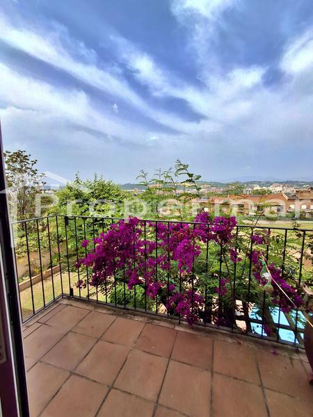 Foto b9a6b191-2fec-4dd3-9ea3-46b86bb530f7. Semi detached house with heating pool in Font Verda Granollers