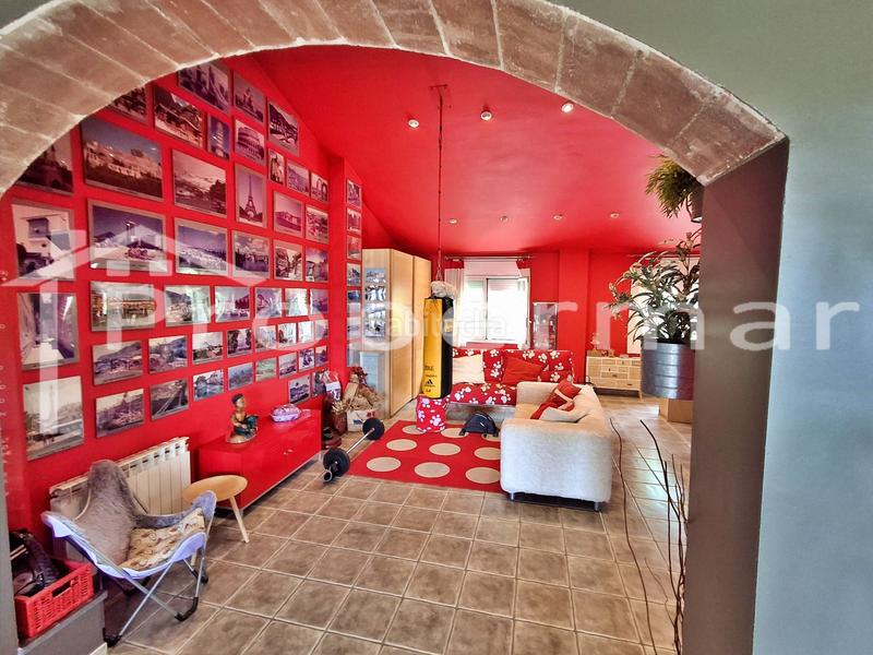 Foto c1cddf0b-3635-496f-8eb5-9cf3a22e2cd6. Semi detached house with heating pool in Font Verda Granollers
