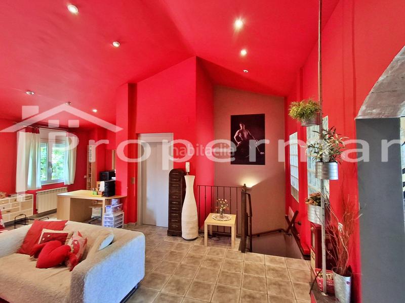 Foto d8acfc9b-ca56-421c-94f8-c65e64fd9fa2. Casa adosada casa en venta , 3 dormitorios. en Font Verda en Granollers