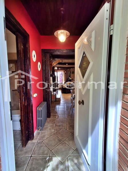 Foto e1465188-e65d-4f8b-babb-06a768ca09c8. Semi detached house with heating pool in Font Verda Granollers