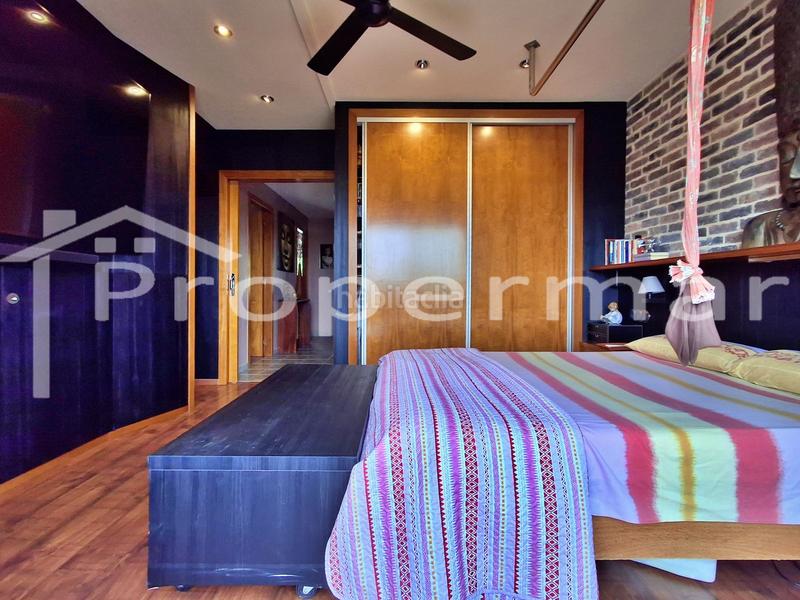 Foto ea0daed6-11c3-418e-9543-69250756345f. Semi detached house with heating pool in Font Verda Granollers
