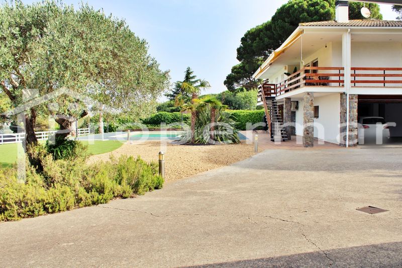 Foto 0251d518-4add-438c-8fa4-68fa54ad749d. Casa amb calefacció piscina a Roca del Vallès (La)