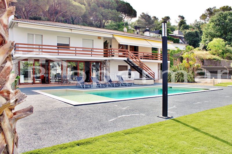Foto 098122fa-2497-44d7-9ac9-90d5b1b27eb3. Casa amb calefacció piscina a Roca del Vallès (La)