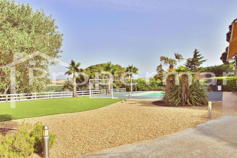 Foto 71b79198-b1e8-48e7-8012-ef63268c9d69. Casa amb calefacció piscina a Roca del Vallès (La)