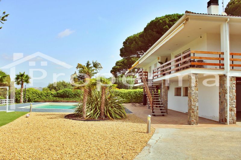 Foto c65b0f16-d993-4180-854c-0bd30a406a01. Casa amb calefacció piscina a Roca del Vallès (La)