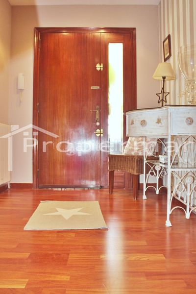 Foto cd75a81f-b6cb-4e71-ba80-d8b68b075619. Casa amb calefacció piscina a Roca del Vallès (La)