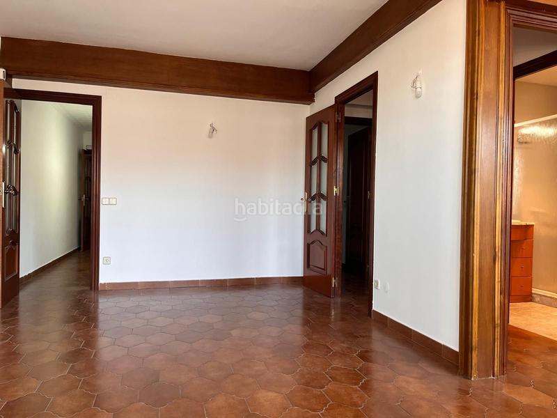 Foto 828485cc-f9d8-433c-b602-fd61b0cb4af2. Piso se vende piso de 3 habitaciones con ascensor en Granollers