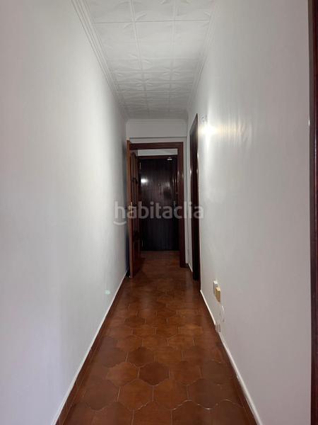 Foto b3c1d512-3f16-44b6-8337-cc989df6cf6e. Piso se vende piso de 3 habitaciones con ascensor en Granollers