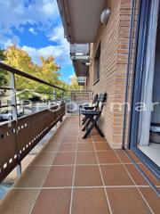 Appartement à Roca del Vallès (La). Piso en venta  en la torreta  luminoso,  con excelente ubicación