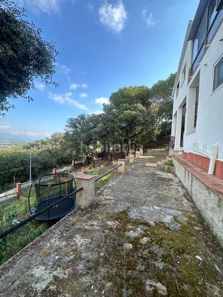 Foto 3319a58e-7be4-459b-a474-9b5e0116d393. Casa amb calefacció piscina a Vilanova del Vallès