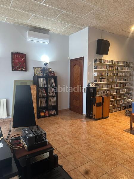 Foto 27d1bf12-1fb3-4177-a751-e8f953e5a145. Casa con riscaldamento parcheggio in Vilanova del Vallès