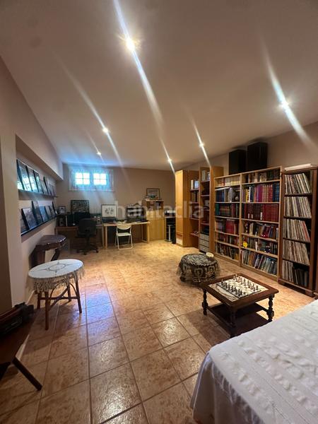 Foto 32b4a464-cd25-4259-99c8-8be71a1cd284. Casa con riscaldamento parcheggio in Vilanova del Vallès